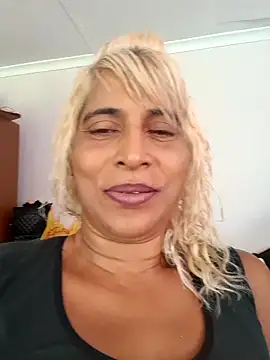 Snapshot of Goodgirlsue_77 chatting on 03-21-25, 12:50 Goodgirlsue 77 online show from 03-21-25, 12:50