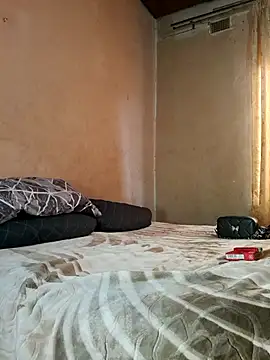 Snapshot of Goodgirlsue_77 chatting on 09-30-25, 08:08 Goodgirlsue 77 online show from 09-30-25, 08:08