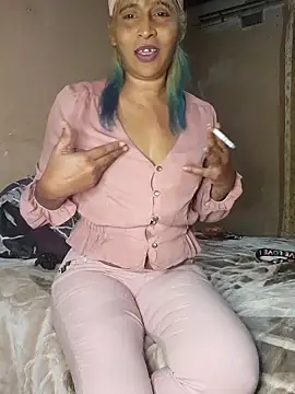 Snapshot of Goodgirlsue_77 chatting on 10-06-25, 05:10 Goodgirlsue 77 online show from 10-06-25, 05:10