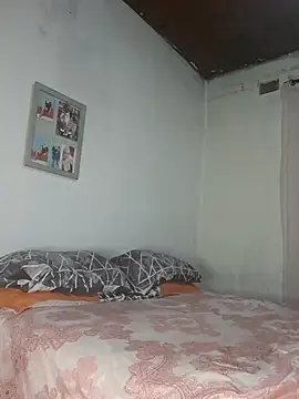 Snapshot of Goodgirlsue_77 chatting on 11-27-25, 07:16 Goodgirlsue 77 online show from 11-27-25, 07:16