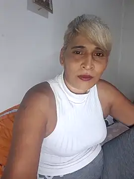 Goodgirlsue 77 online show from 02-03-26, 05:51