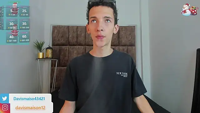 Maisondavis  online show from 12-14-24, 09:56