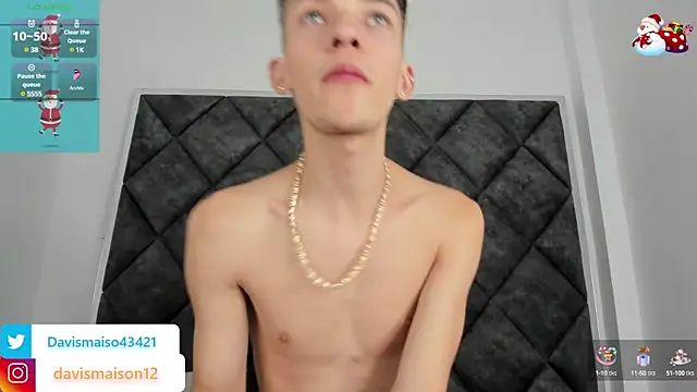 Maisondavis  online show from 12-24-24, 09:33