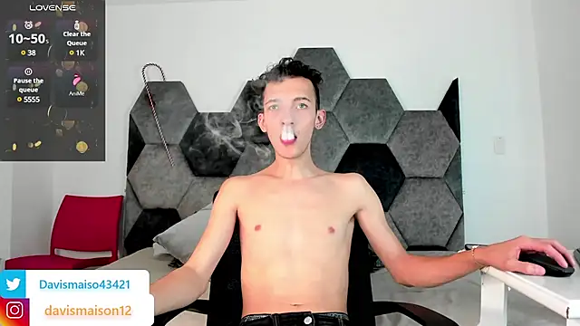 Maisondavis  online show from 01-16-25, 10:34