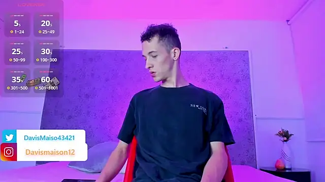 Maisondavis  online show from 03-05-25, 10:21