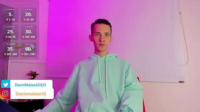 Maisondavis  online show from 03-11-25, 09:37