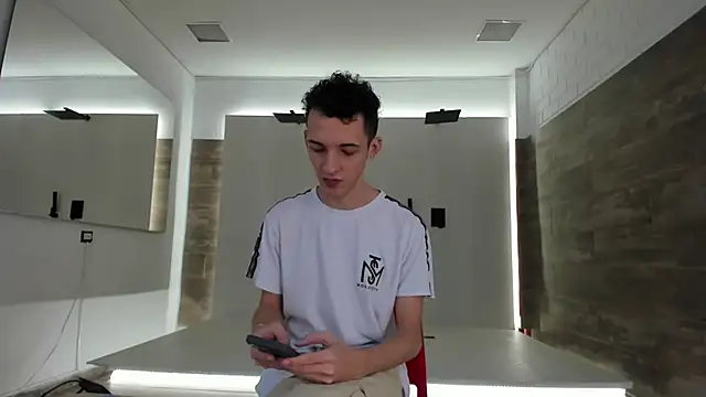 Maisondavis  online show from 03-14-25, 08:28