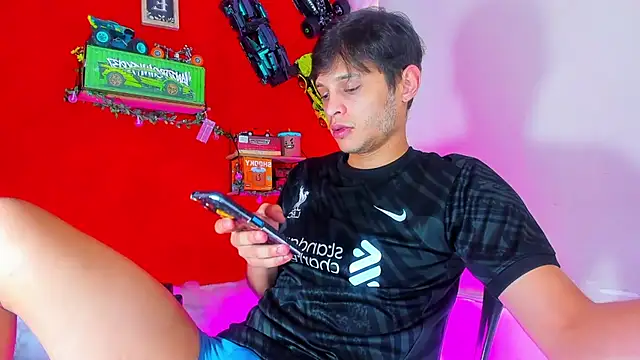 LilOwen  online show from 09-30-25, 07:08