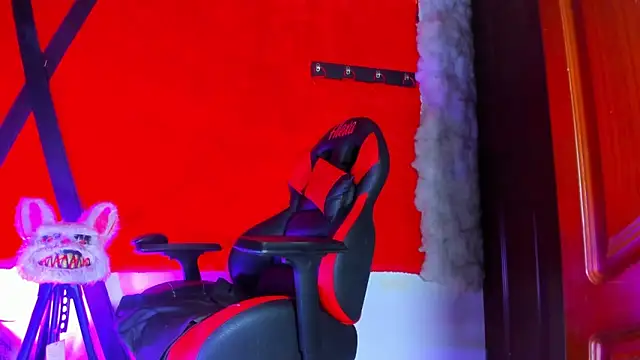 LilOwen  online show from 04-04-26, 08:06