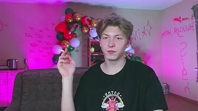 TheMikeSever online show from 12-26-24, 06:12