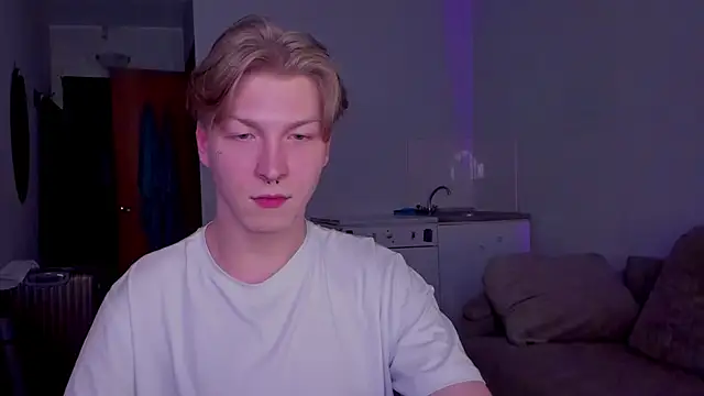 TheMikeSever online show from 11-19-25, 06:52