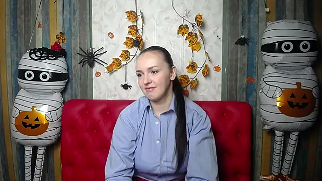 IsabelBlackberry online show from 11-08-25, 06:02