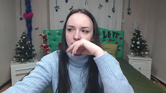 IsabelBlackberry online show from 12-22-25, 06:10