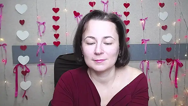 Snapshot of MarieSho chatting on 02-05-25, 03:34 MarieSho online show from 02-05-25, 03:34