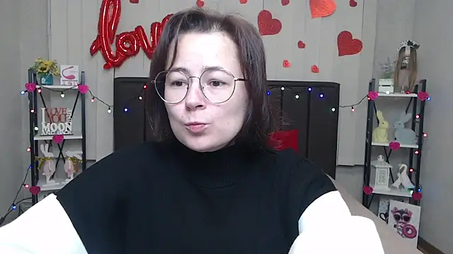 Snapshot of MarieSho chatting on 02-27-25, 07:23 MarieSho online show from 02-27-25, 07:23