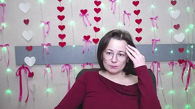 Snapshot of MarieSho chatting on 03-01-25, 03:21 MarieSho online show from 03-01-25, 03:21