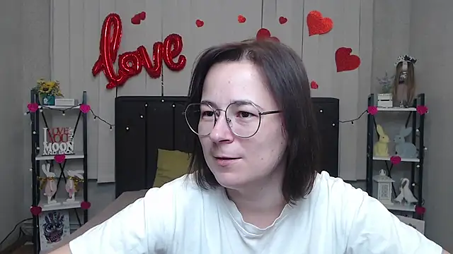 Snapshot of MarieSho chatting on 03-14-25, 06:07 MarieSho online show from 03-14-25, 06:07