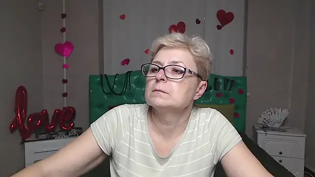 EmiliaGree online show from 12-01-25, 06:02