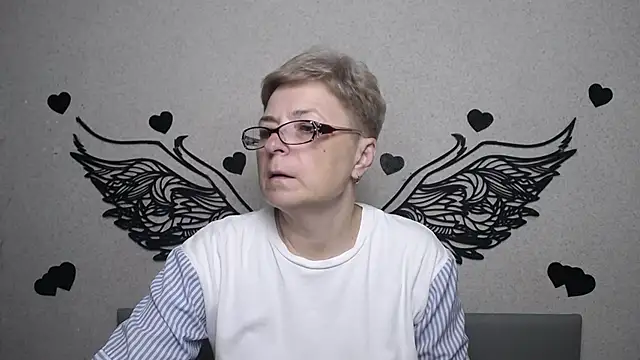 EmiliaGree online show from 07-19-26, 05:05
