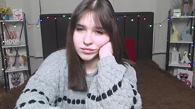 Snapshot of LauraHlot chatting on 02-10-25, 03:57 LauraHlot online show from 02-10-25, 03:57