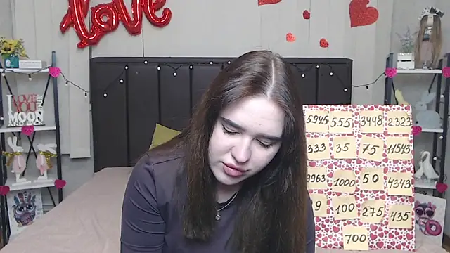 Snapshot of LauraHlot chatting on 03-12-25, 09:34 LauraHlot online show from 03-12-25, 09:34