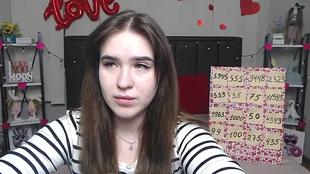 Snapshot of LauraHlot chatting on 03-14-25, 03:59 LauraHlot online show from 03-14-25, 03:59