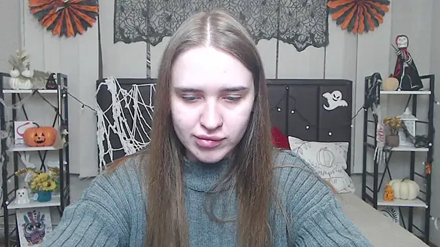 Snapshot of LauraHlot chatting on 11-04-25, 06:51 LauraHlot online show from 11-04-25, 06:51