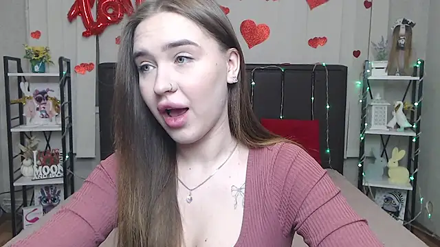 LauraHlot online show from 02-03-26, 06:22