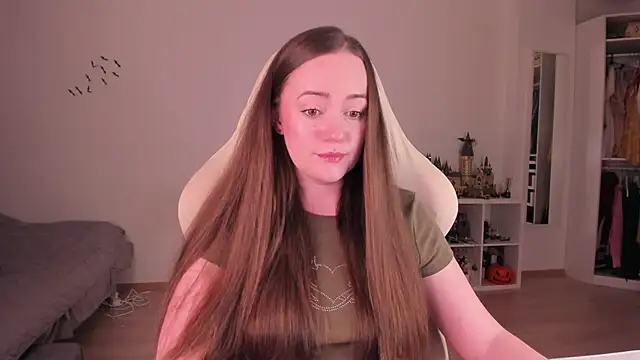 WalkingGirl online show from 12-01-25, 06:46