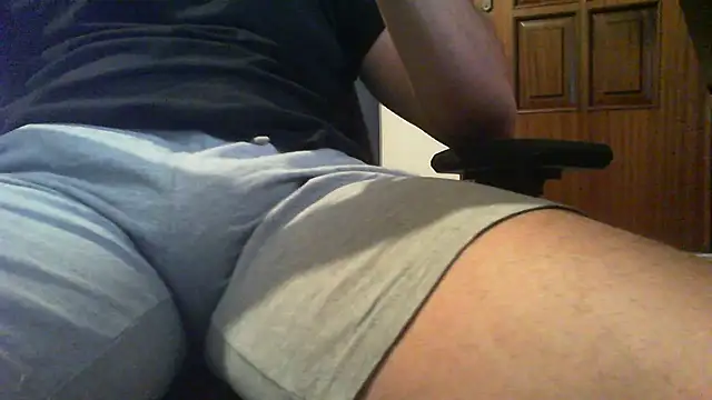Snapshot of TheBeast20 chatting on 07-29-26, 02:26 TheBeast20 online show from 07-29-26, 02:26
