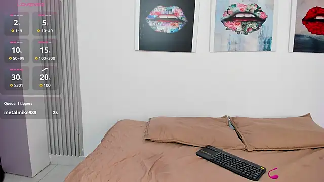 Snapshot of Sofia__rivera chatting on 12-30-24, 08:15 Sofia  rivera online show from 12-30-24, 08:15