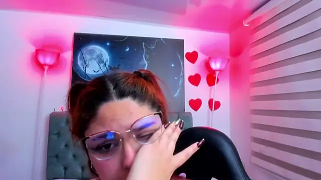 Snapshot of Camiila_Osorio chatting on 03-14-25, 03:37 Camiila Osorio online show from 03-14-25, 03:37