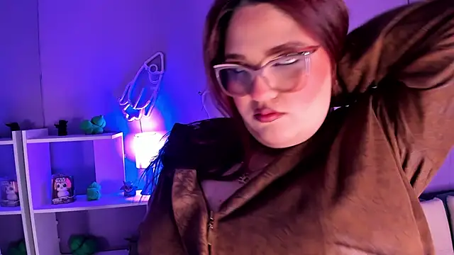 Camiila Osorio online show from 11-26-25, 07:26