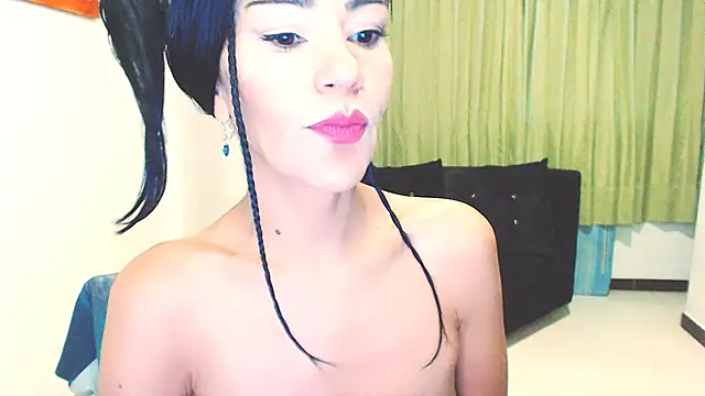 Stephanie520 online show from 01-17-25, 08:24