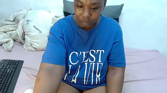 Thickchocolatex2 online show from 09-14-25, 12:10