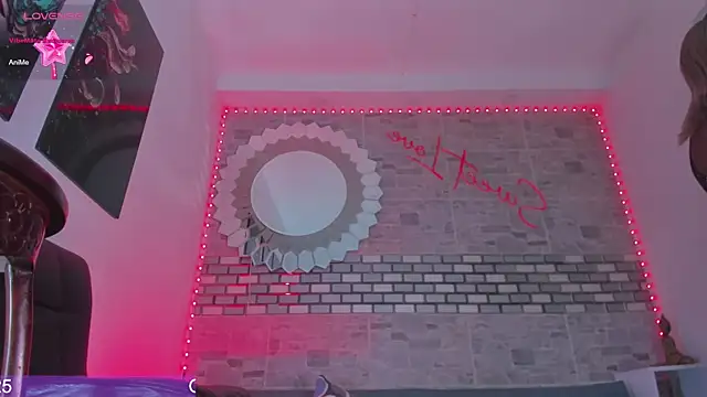 Snapshot of Karla-Ebony chatting on 03-01-25, 01:18 Karla-Ebony online show from 03-01-25, 01:18