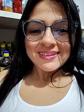 Linda Lars online show from 02-18-26, 02:40