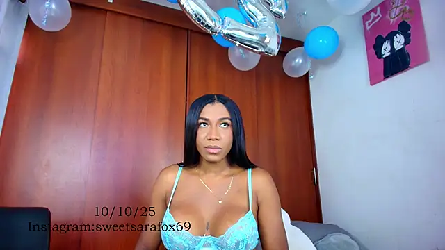 Snapshot of sweetsarasofia chatting on 10-10-25, 06:07 sweetsarasofia online show from 10-10-25, 06:07