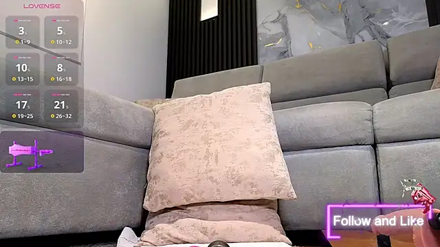 anellejones online show from 11-07-25, 03:50