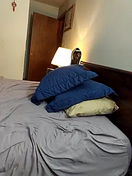 Snapshot of coolbrease10 chatting on 01-11-26, 08:19 coolbrease10 online show from 01-11-26, 08:19