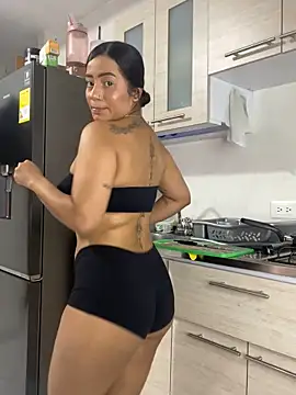 Gema-lexy online show from 02-08-26, 02:20