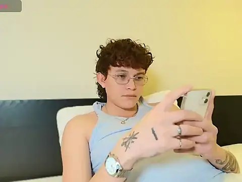 Snapshot of ccamilo-andress chatting on 03-04-26, 08:59 ccamilo-andress online show from 03-04-26, 08:59