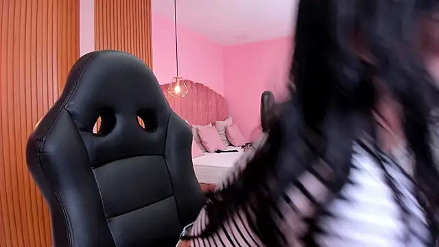 ariel jonees online show from 01-13-25, 05:02