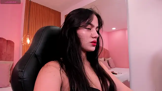 Snapshot of ariel_jonees chatting on 03-01-25, 12:23 ariel jonees online show from 03-01-25, 12:23