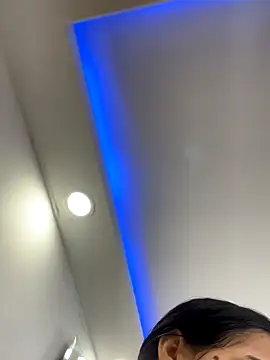 Snapshot of ariel_jonees chatting on 11-12-25, 02:45 ariel jonees online show from 11-12-25, 02:45