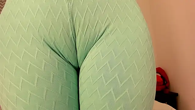 cloehonney online show from 10-07-25, 07:55