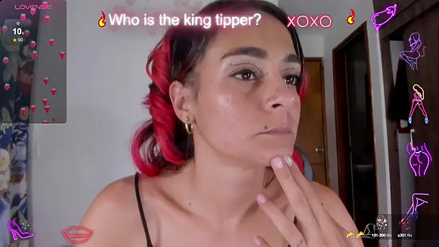 Snapshot of serafelle chatting on 12-03-24, 04:25 serafelle online show from 12-03-24, 04:25