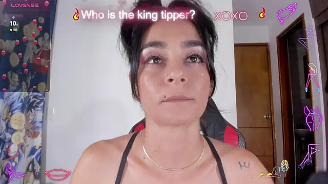 Snapshot of serafelle chatting on 01-15-25, 06:33 serafelle online show from 01-15-25, 06:33