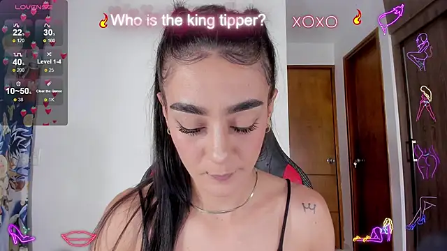 Snapshot of serafelle chatting on 03-10-25, 12:51 serafelle online show from 03-10-25, 12:51