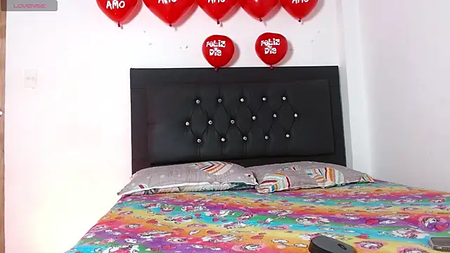 Snapshot of Adele_Rush chatting on 09-21-25, 03:41 Adele Rush online show from 09-21-25, 03:41